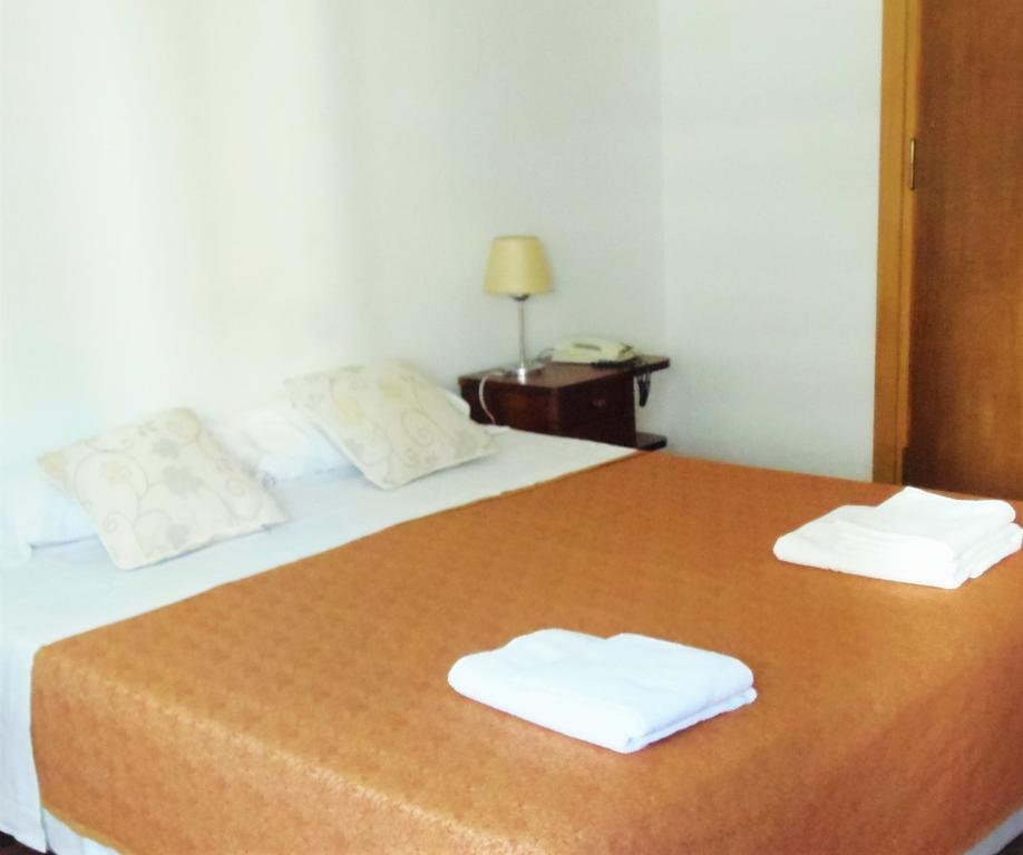 City Hotel مار ديل بلاتا الغرفة الصورة
